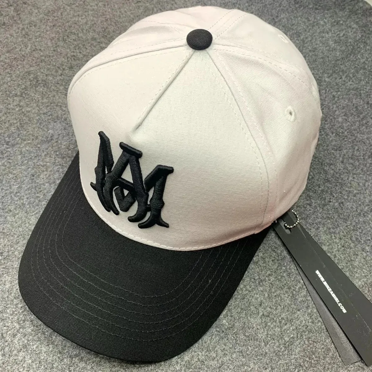 A Bathing Ape BAPE STA Cap Black/White Headwear
